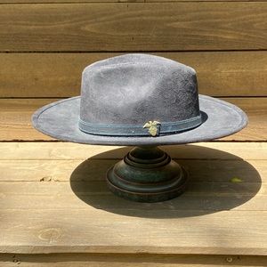 No name black fedora